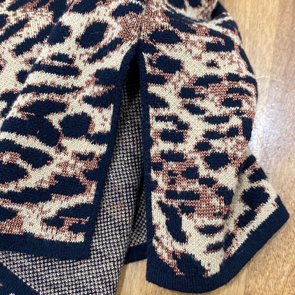 NWT.  Chico’s, women’s size large, sweater. - Picture 7 of 11